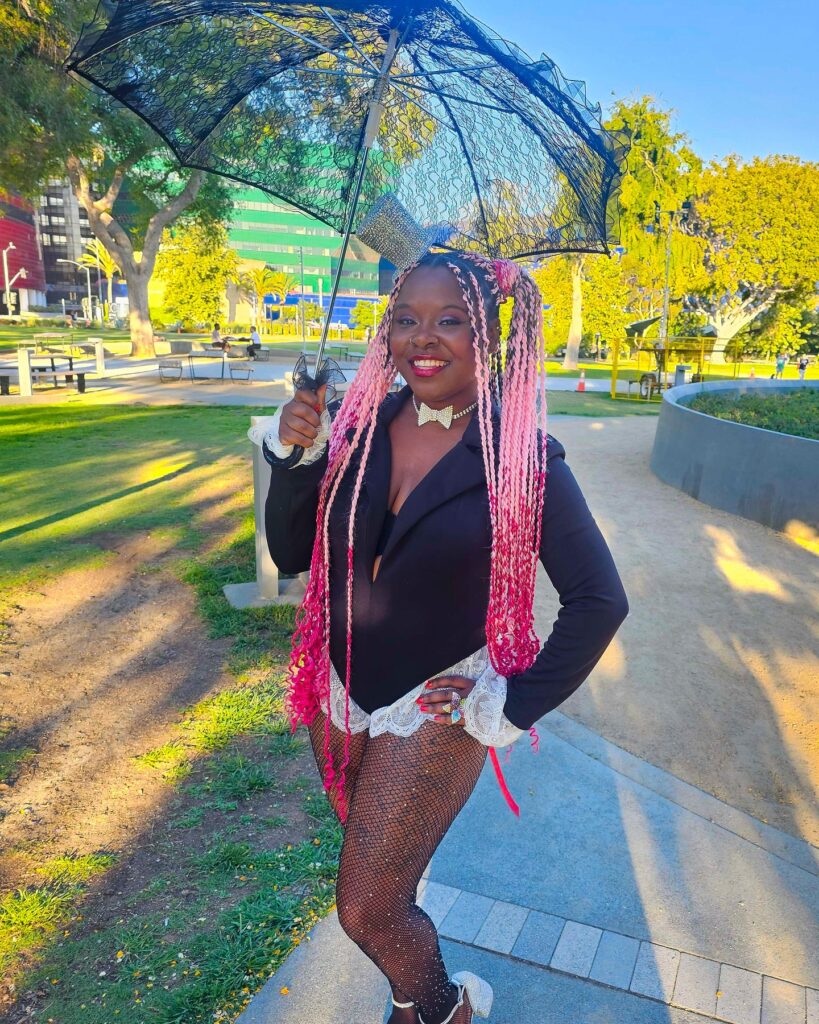 miladyconfetti 1752028902 3672607078671021767 309319088